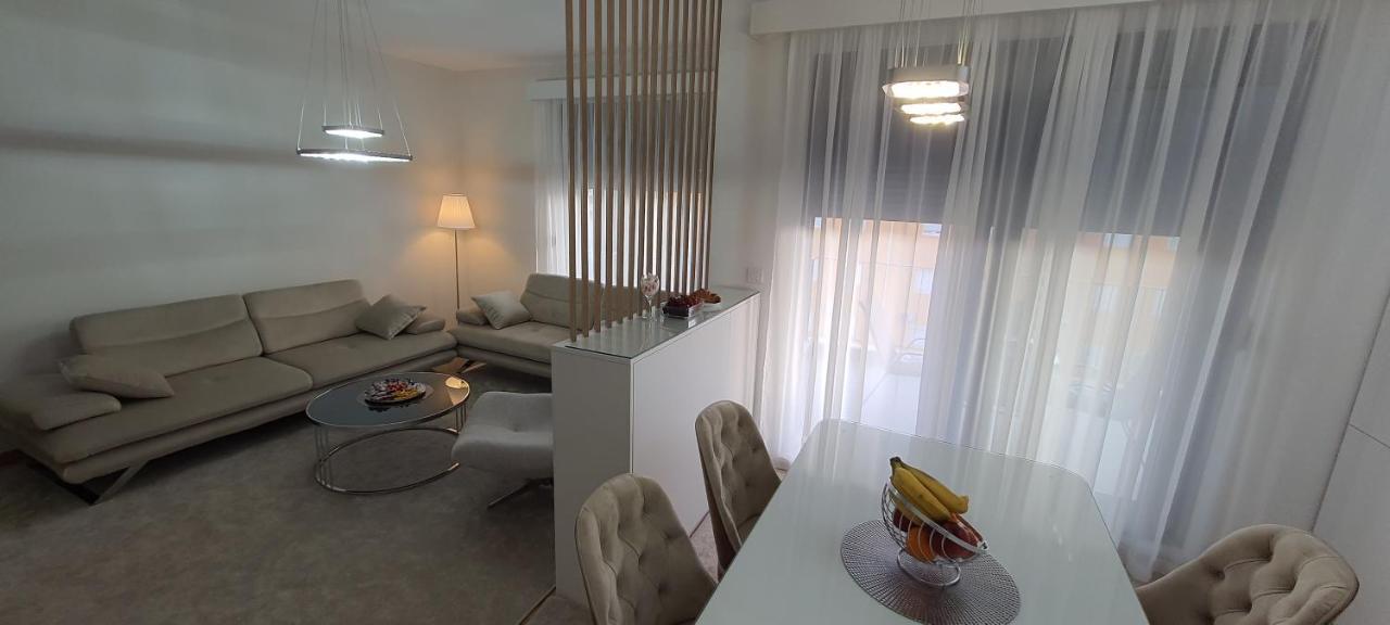 Luxury Apartment Stefanija ติวัต ภายนอก รูปภาพ