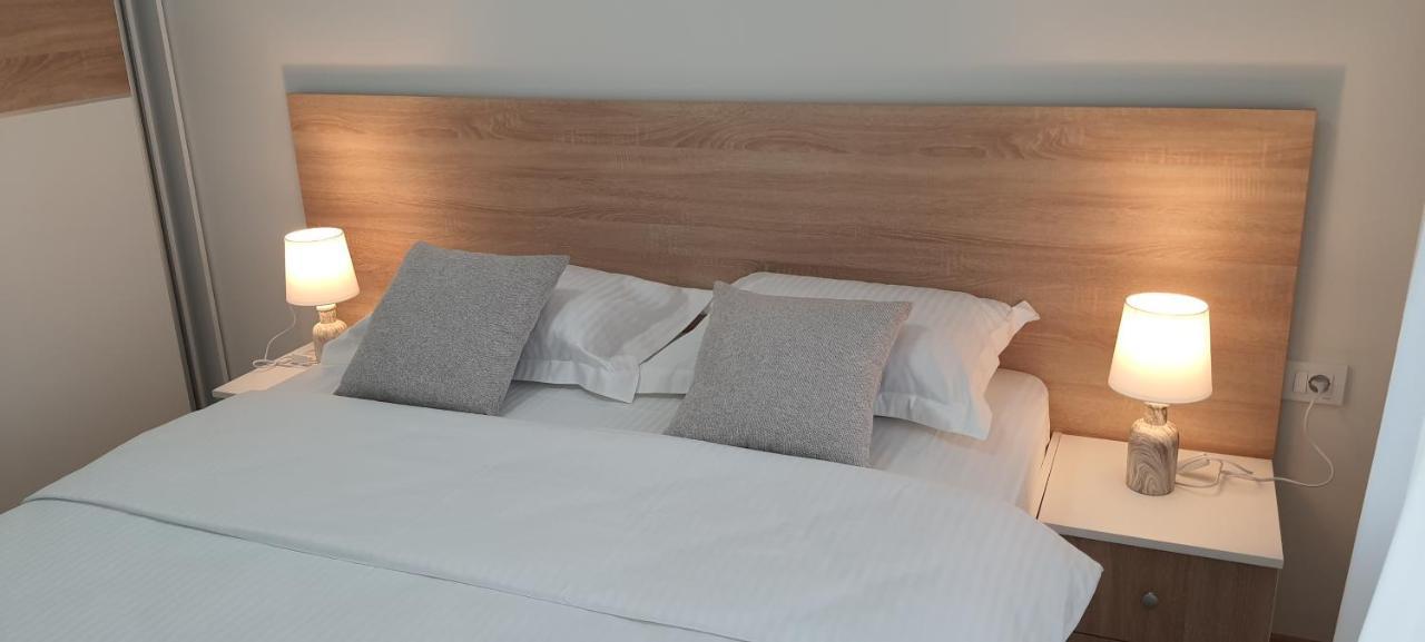 Luxury Apartment Stefanija ติวัต ภายนอก รูปภาพ