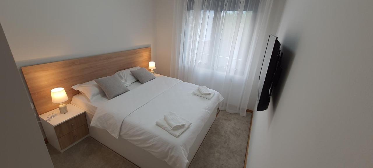 Luxury Apartment Stefanija ติวัต ภายนอก รูปภาพ